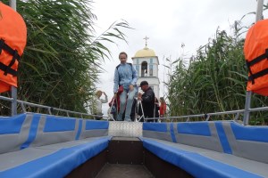 Трипілля і затоплена церква під Ржищевом: Затоплена церква, Гусинці